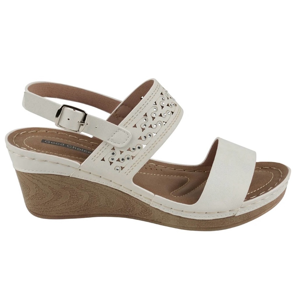 Good Choice Foley White Wedge Sandals with rhinestone accents Size 9.5 No Box